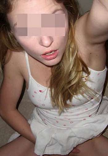 Je suis sur Clermont-Ferrand et je veux me prendre une bite dans les fesses